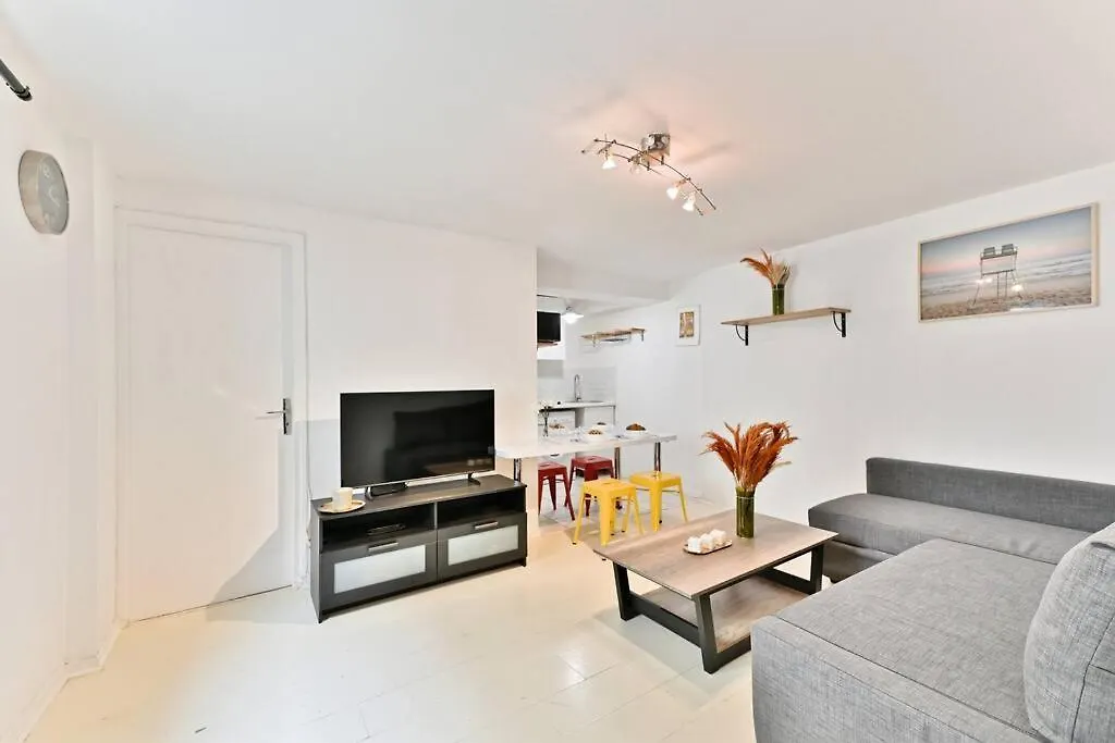 Appartement Proche Canal Saint Martin - Ii *